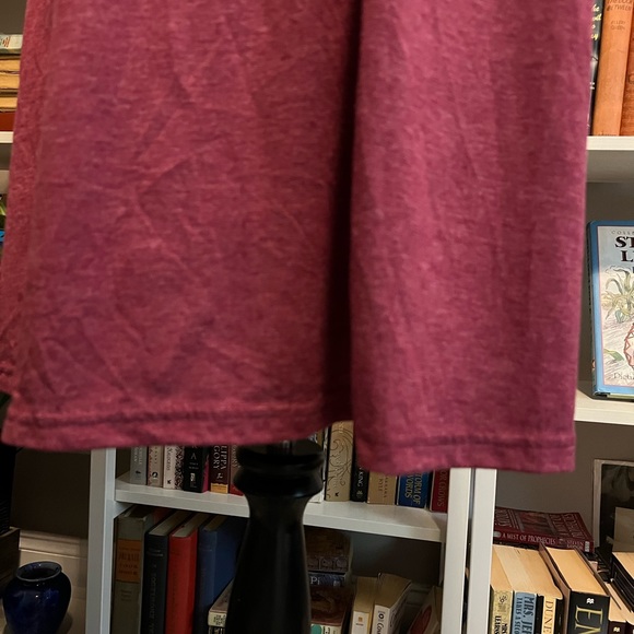 T-shirt mini or nightie, lace detail, sized XXL. Dusty maroon/dark pink. EUC - Picture 5 of 6